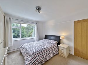 Photo 27- click for photo gallery